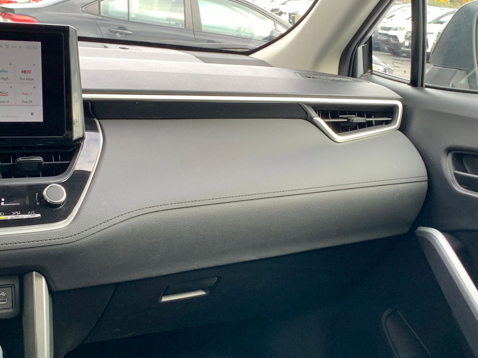 Thumbnail: 2025 Toyota Corolla Cross - 34