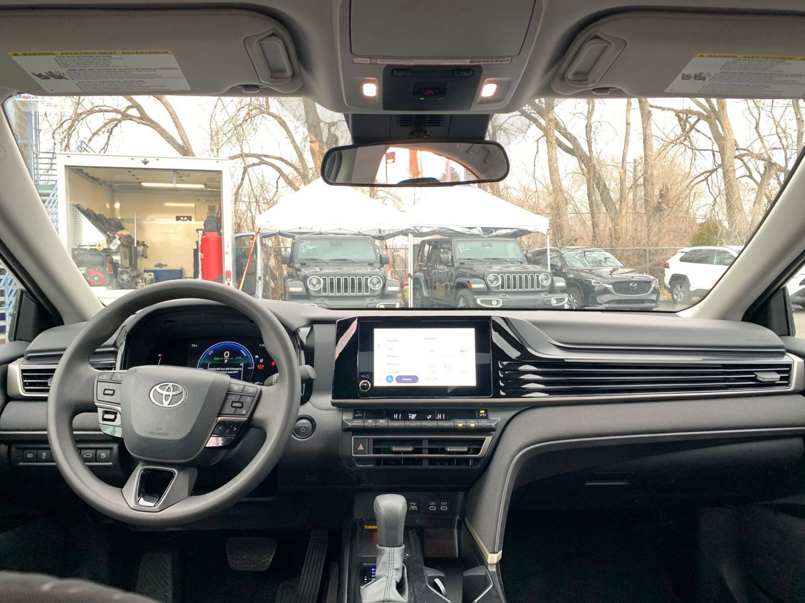 Thumbnail: 2025 Toyota Camry - 32