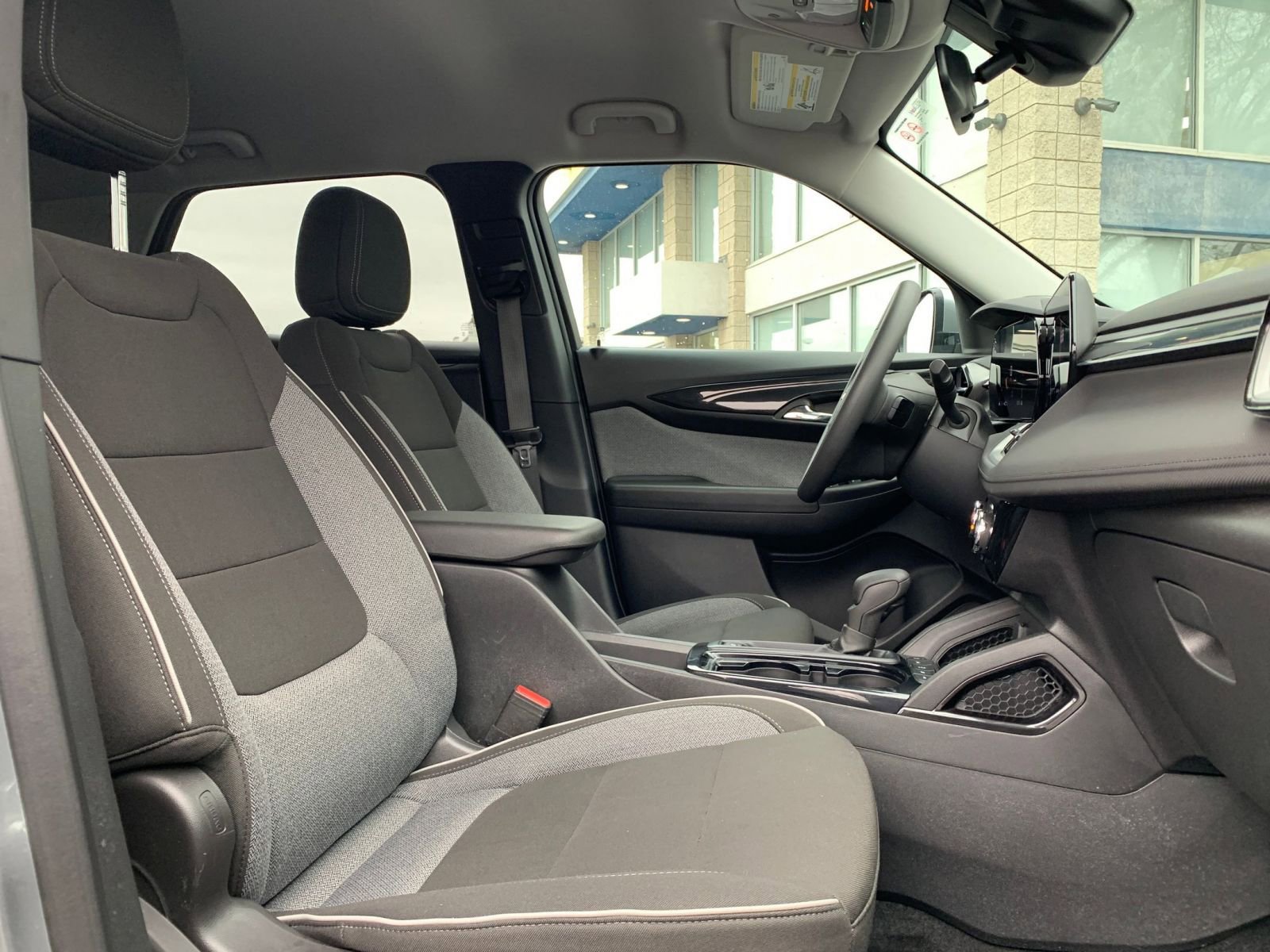 Thumbnail: 2025 Chevrolet TrailBlazer - 34