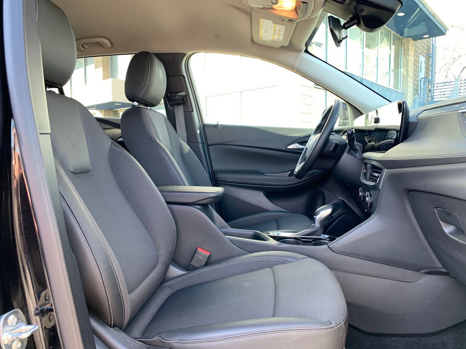 Thumbnail: 2025 Buick Encore GX - 35