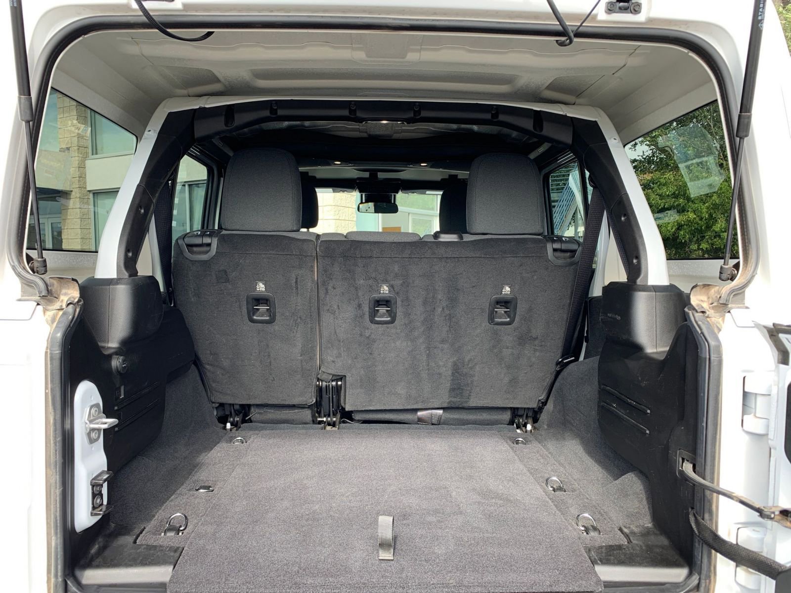 Thumbnail: 2025 Jeep Wrangler - 30