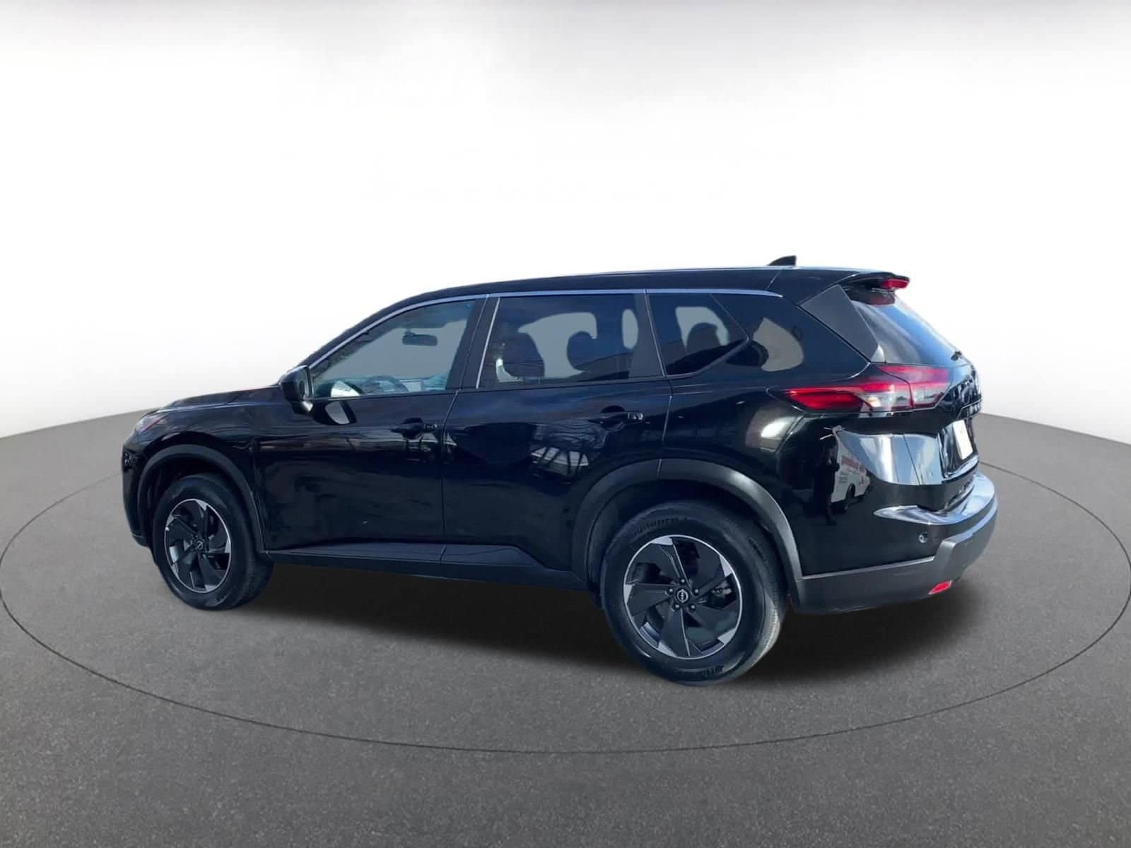 Thumbnail: 2025 Nissan Rogue - 10