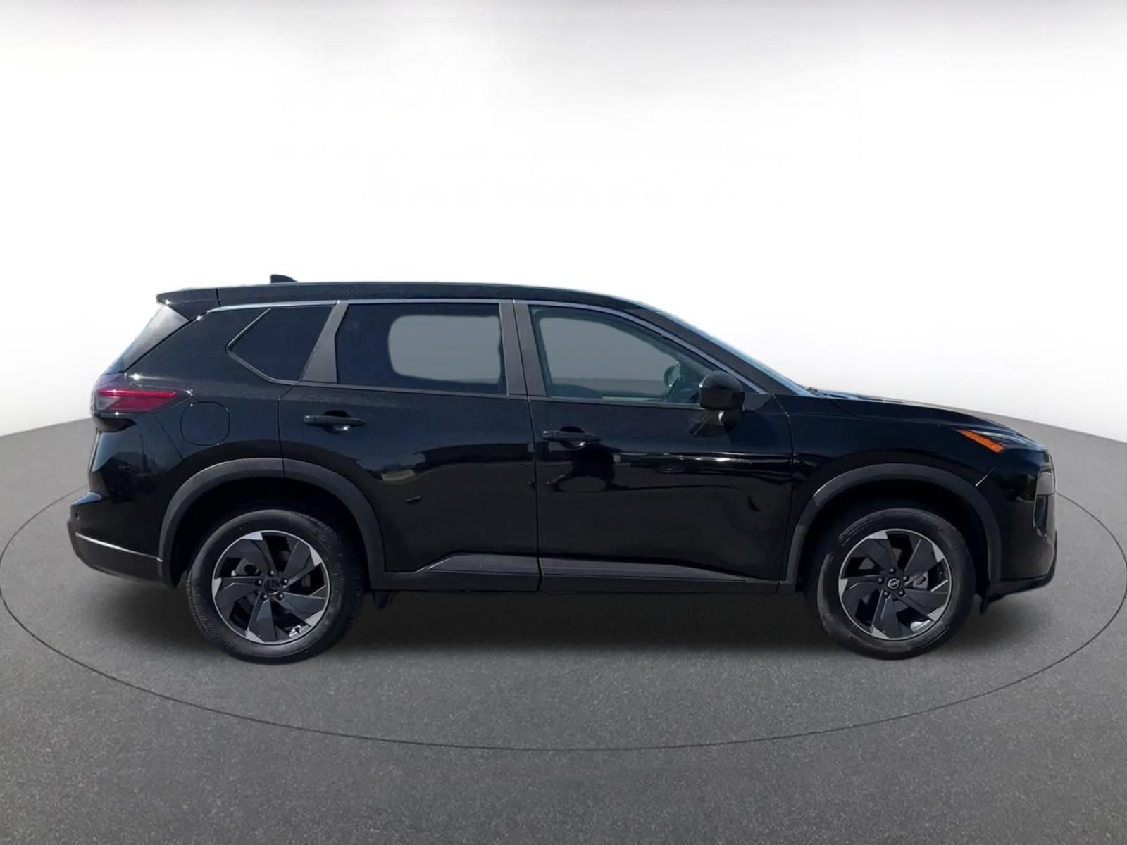 Thumbnail: 2025 Nissan Rogue - 15