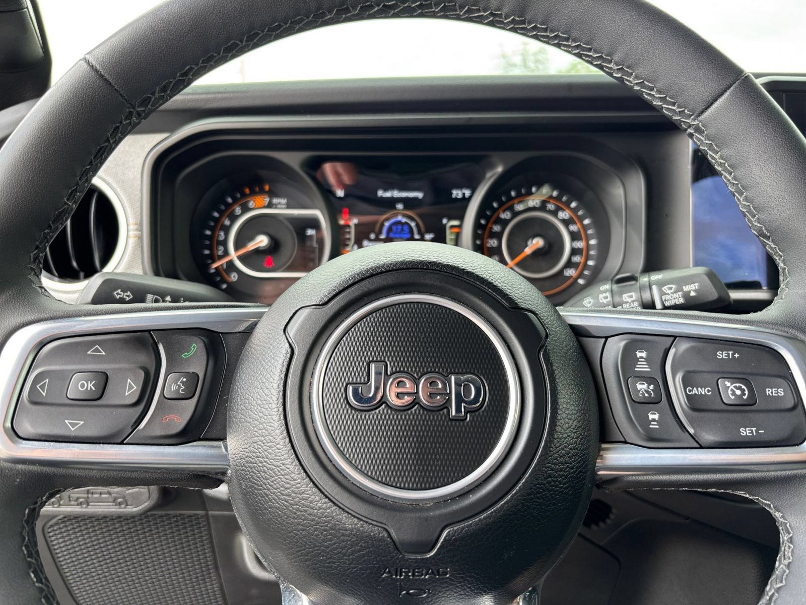 Thumbnail: 2025 Jeep Wrangler - 27