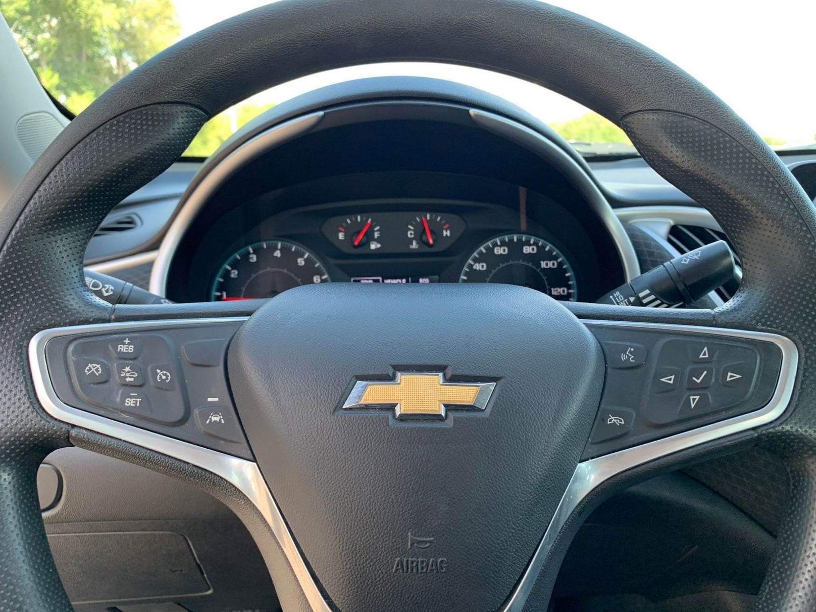Thumbnail: 2023 Chevrolet Malibu - 28
