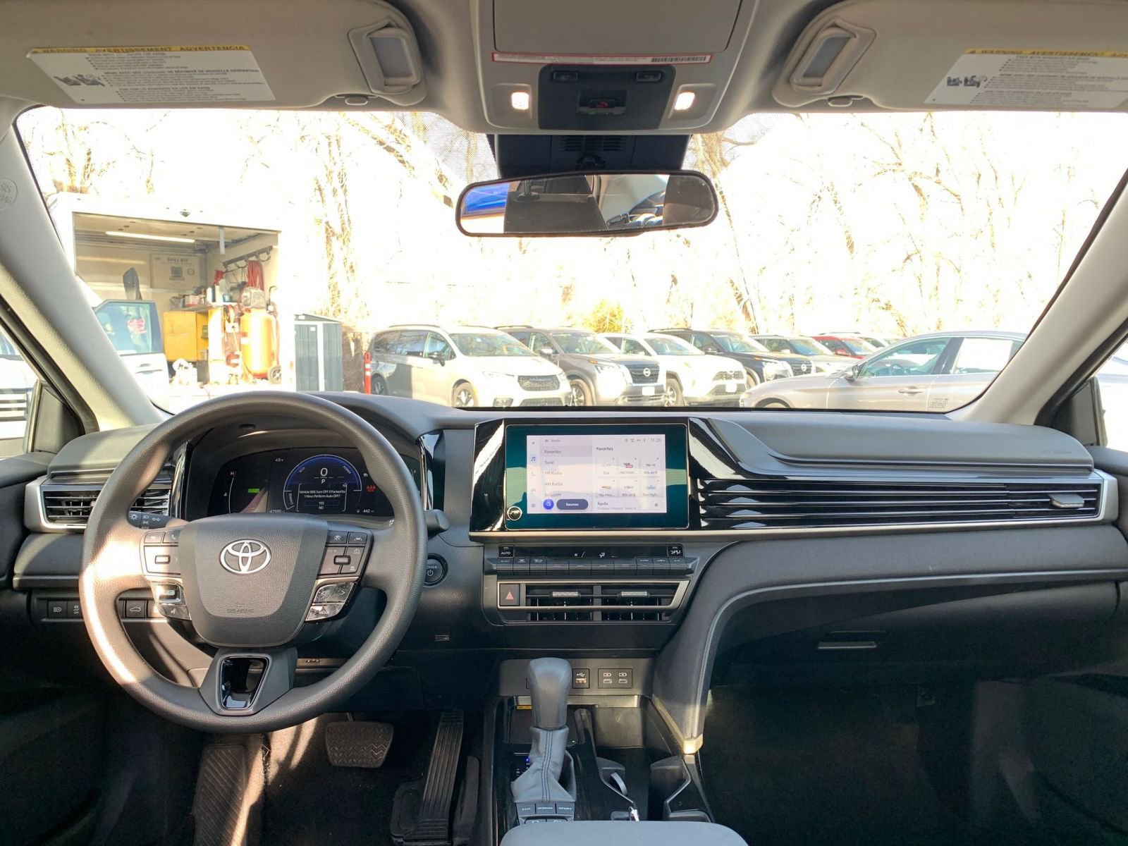 Thumbnail: 2025 Toyota Camry - 33