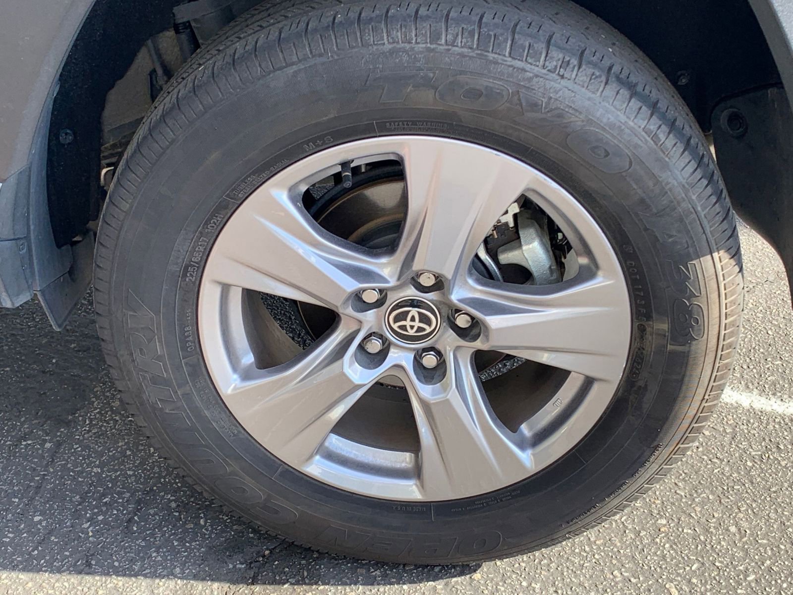 Thumbnail: 2025 Toyota RAV4 - 29