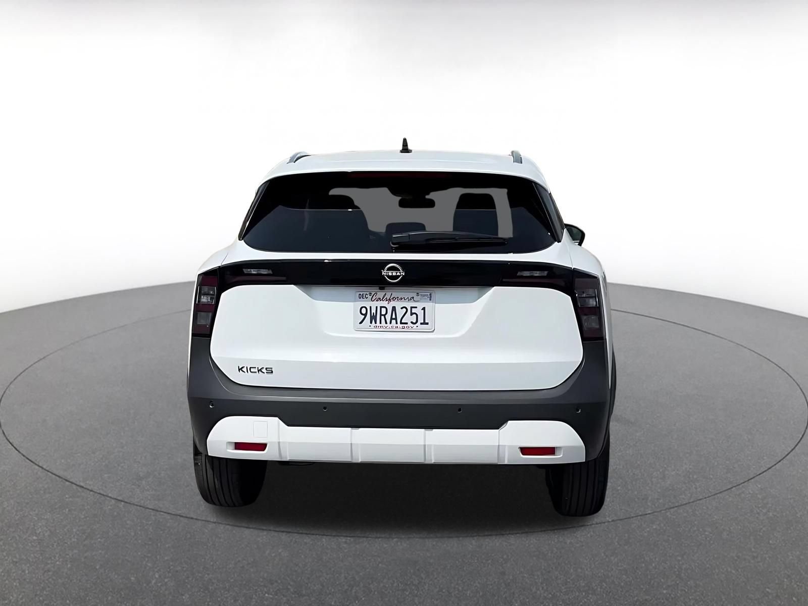 Thumbnail: 2026 Nissan Kicks - 12