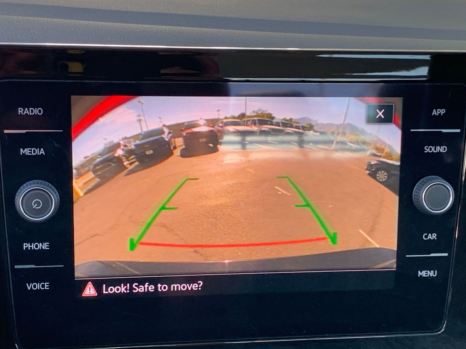 Thumbnail: 2025 Volkswagen Jetta - 17