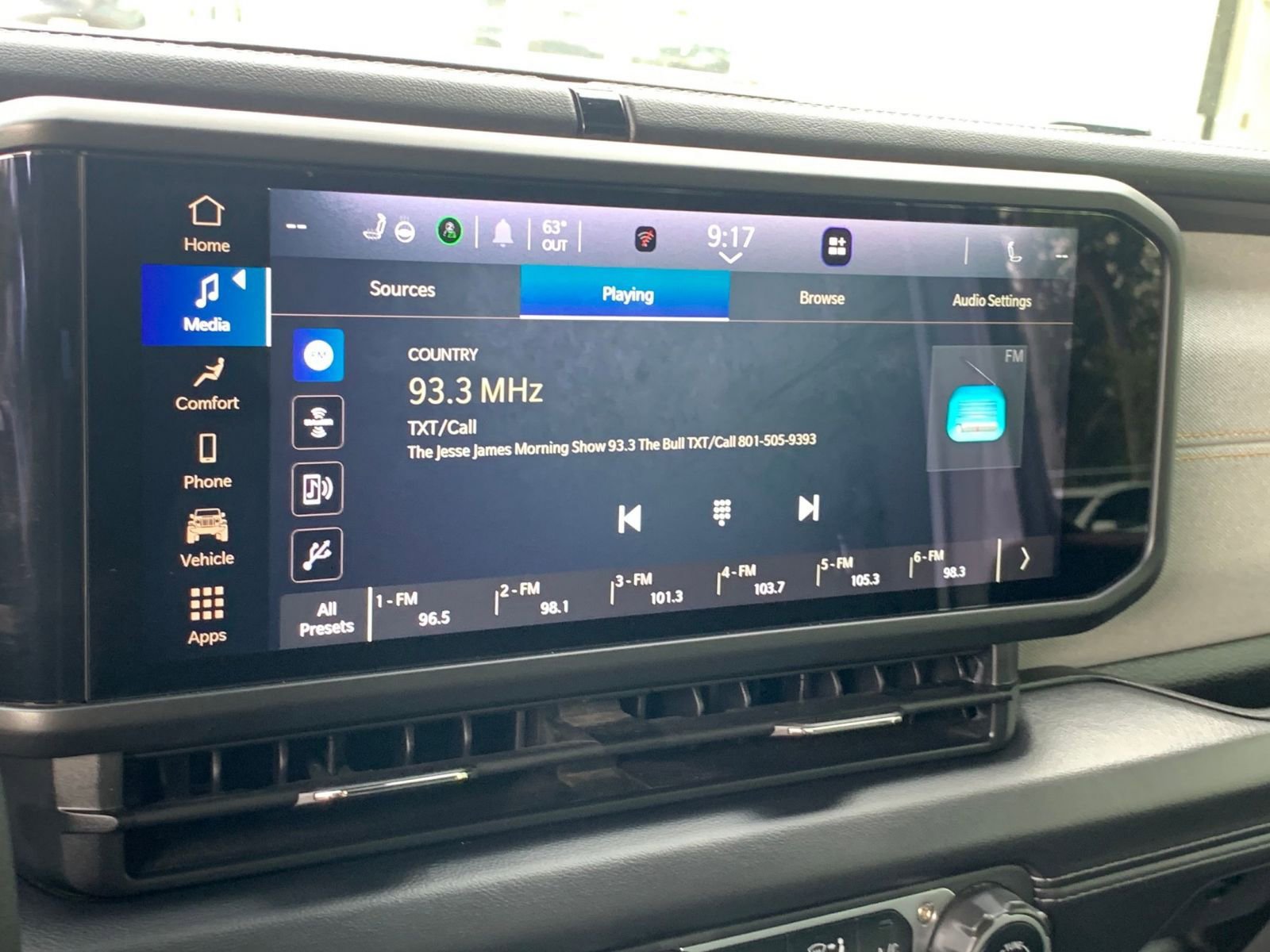 Thumbnail: 2025 Jeep Wrangler - 21