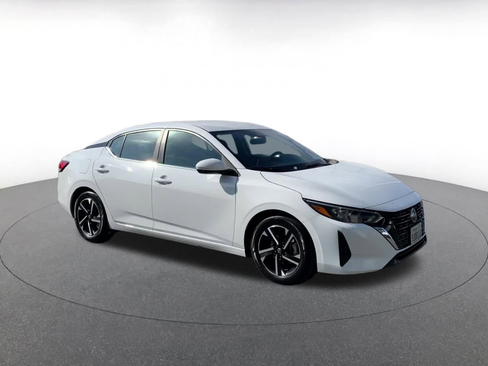 Thumbnail: 2024 Nissan Sentra - 2