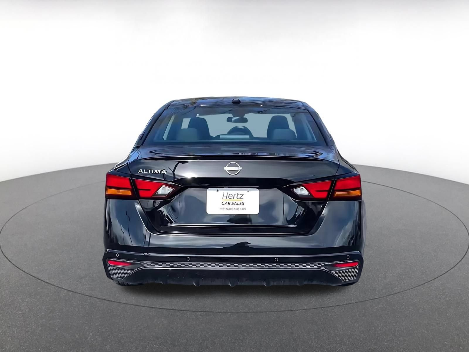 Thumbnail: 2025 Nissan Altima - 10
