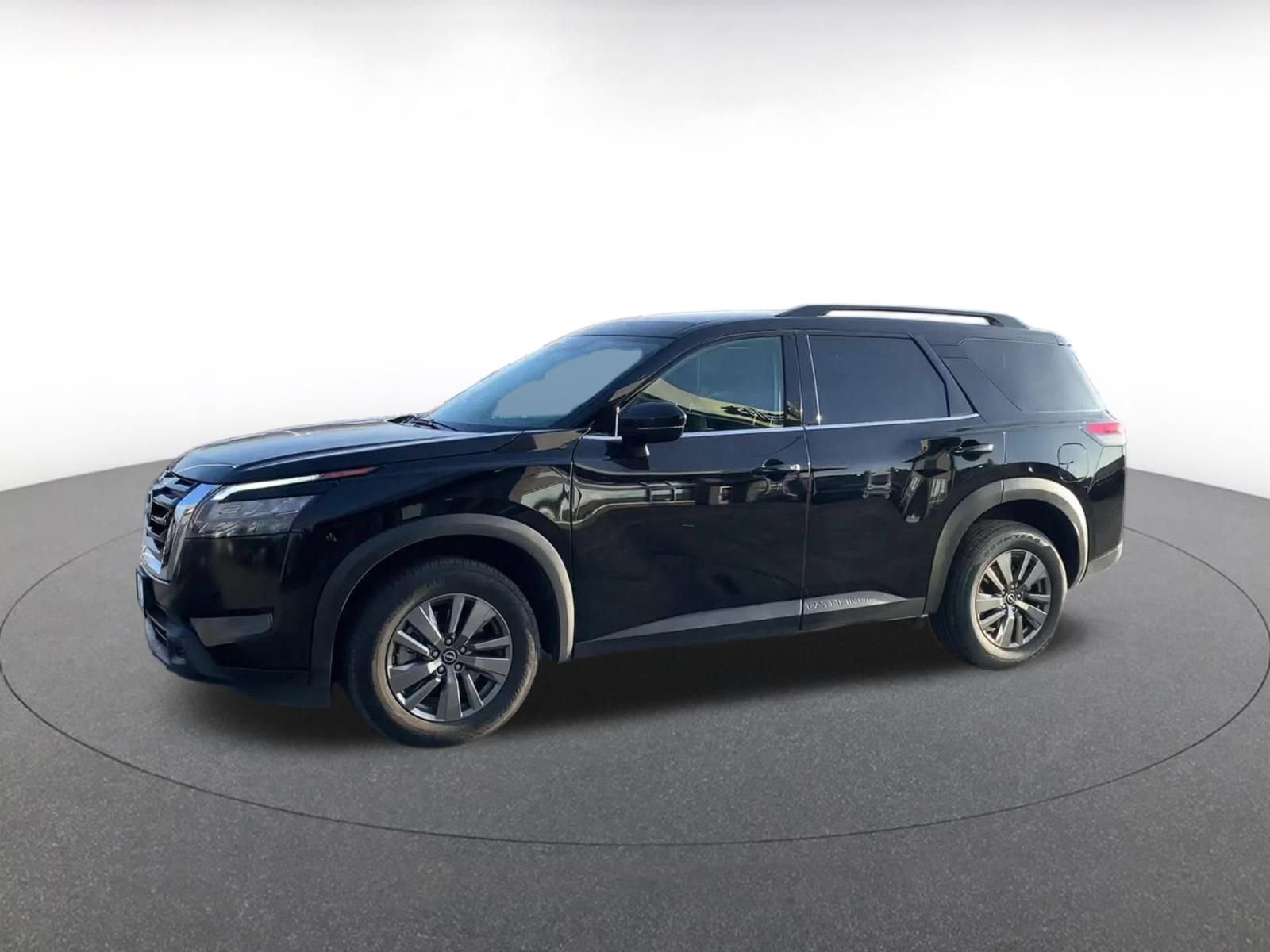 Thumbnail: 2025 Nissan Pathfinder - 8