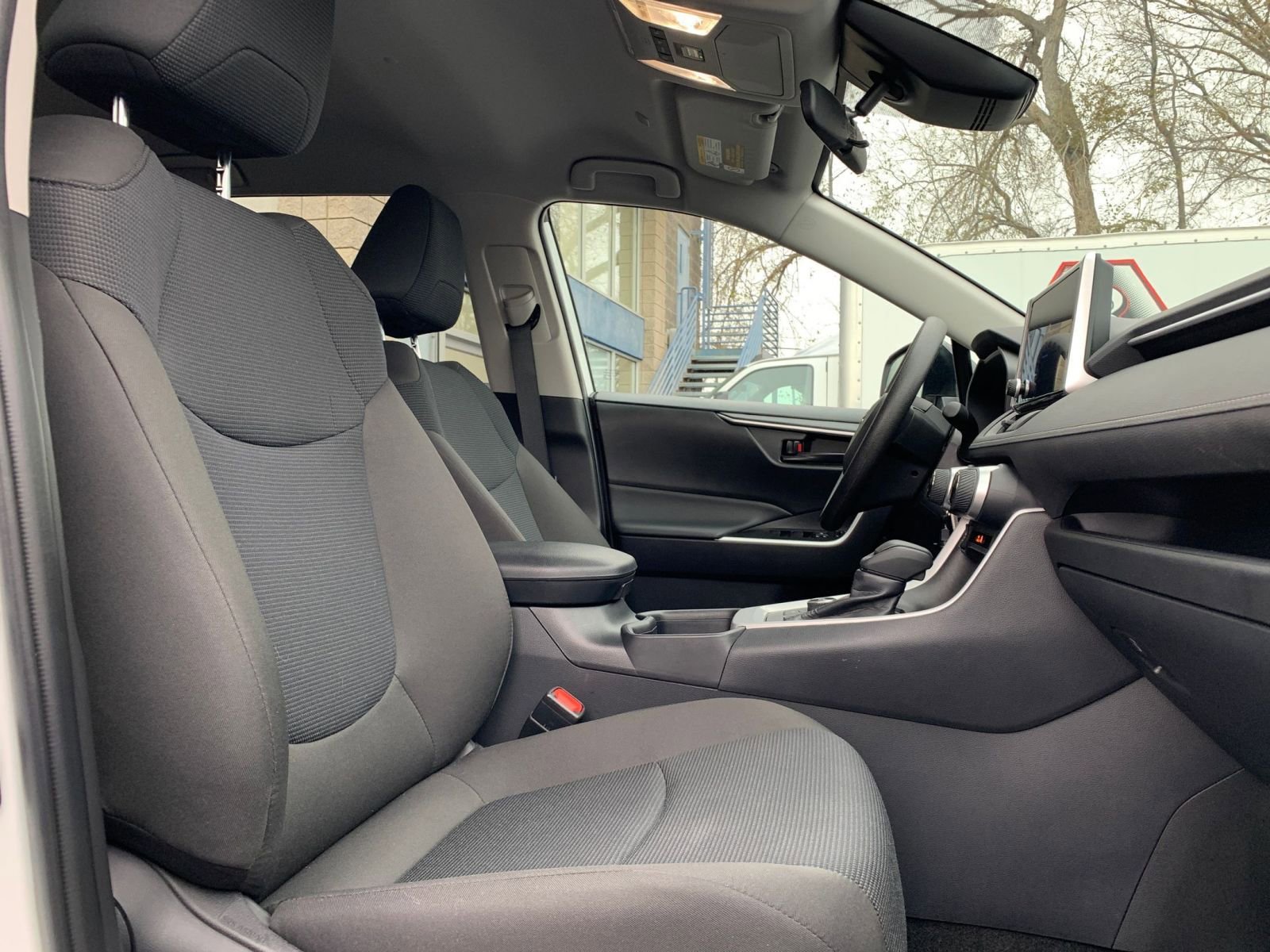 Thumbnail: 2025 Toyota RAV4 - 35