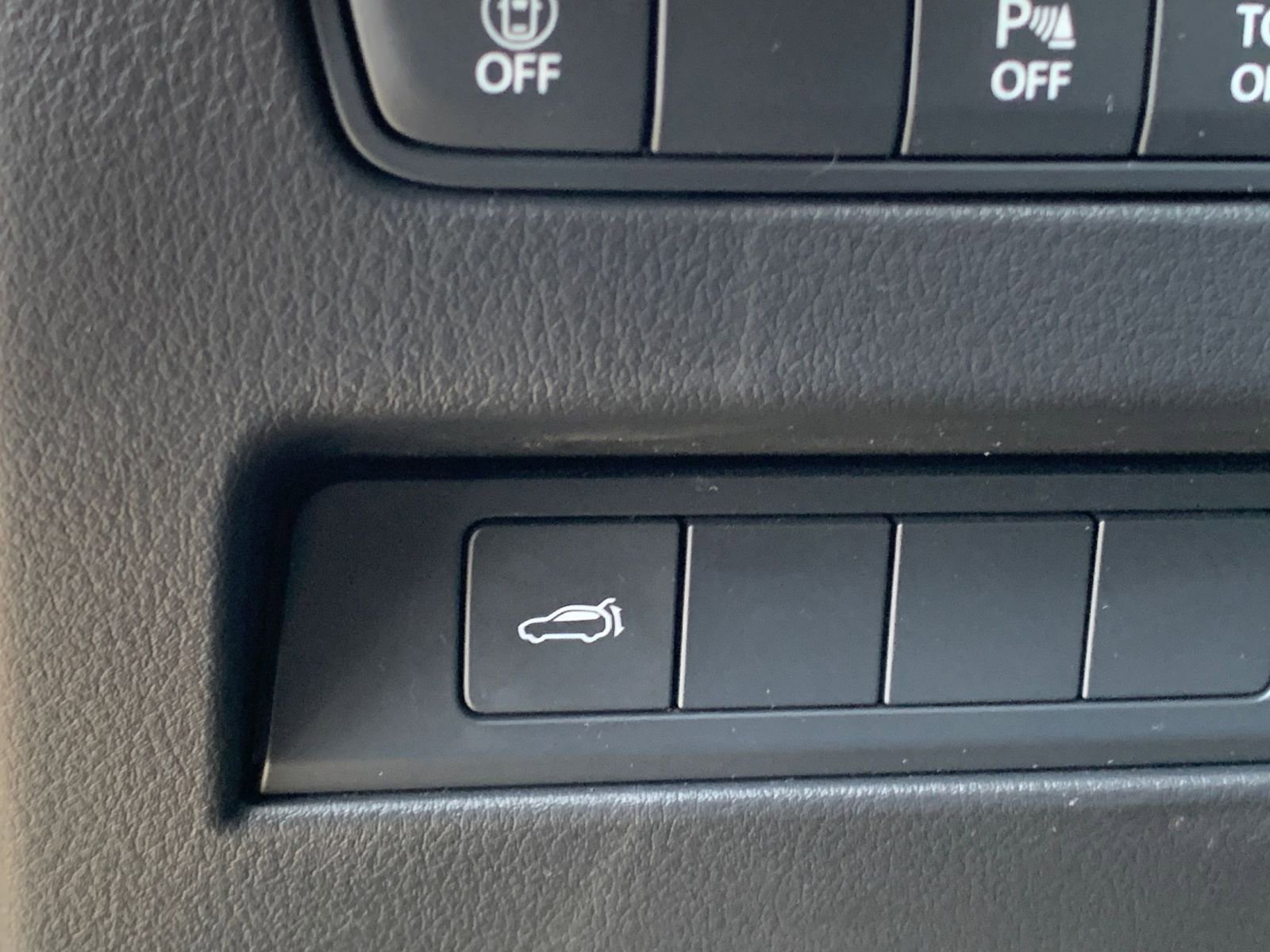 Thumbnail: 2025 Mazda CX-90 - 24