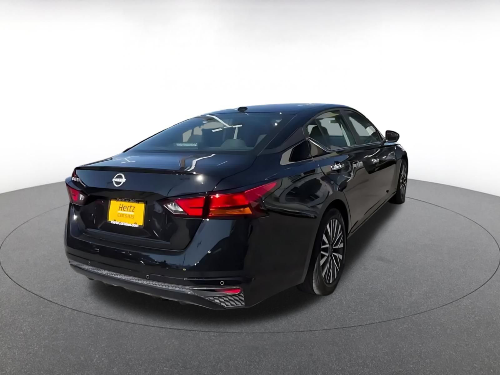 Thumbnail: 2025 Nissan Altima - 11