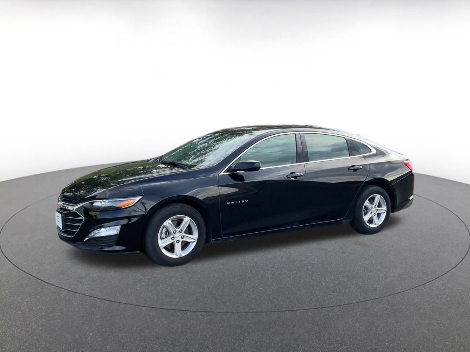 Thumbnail: 2024 Chevrolet Malibu - 8