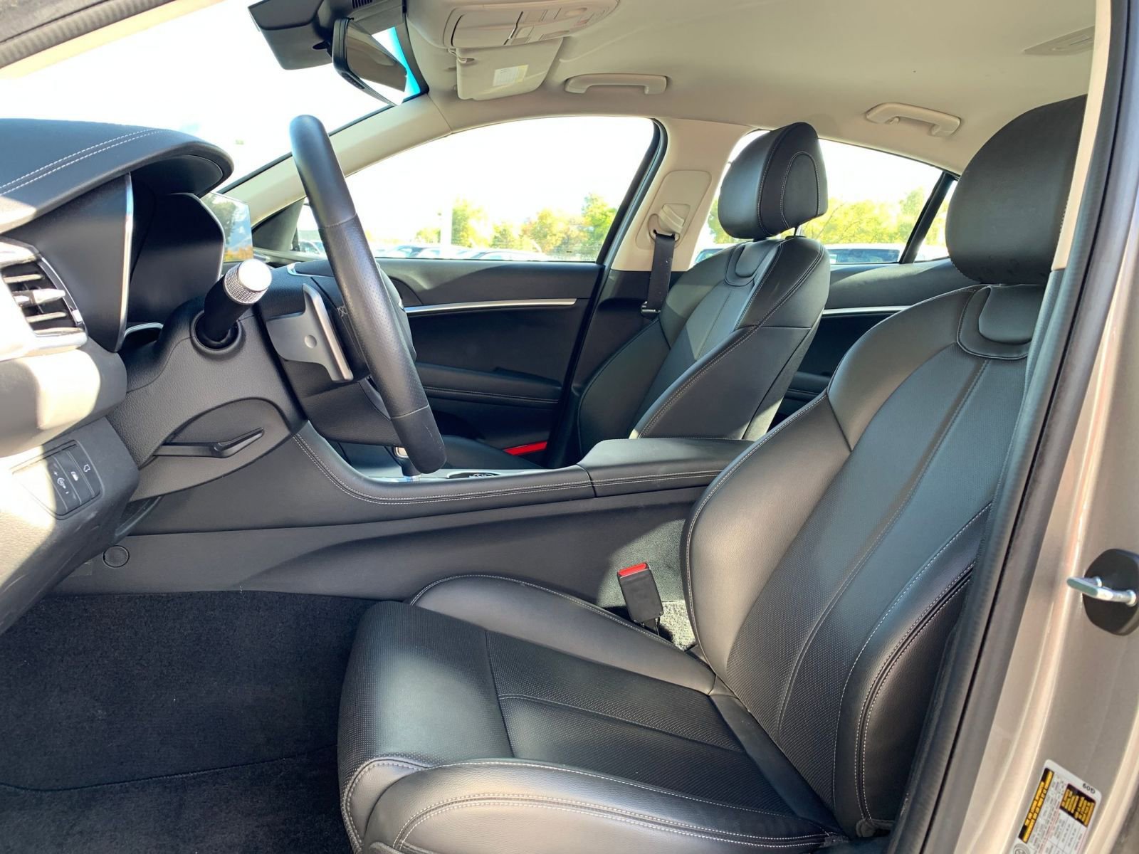 Thumbnail: 2025 Genesis G70 - 27