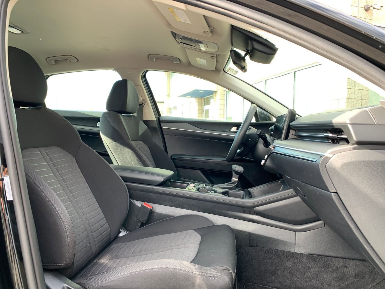 Thumbnail: 2025 Kia K5 - 35