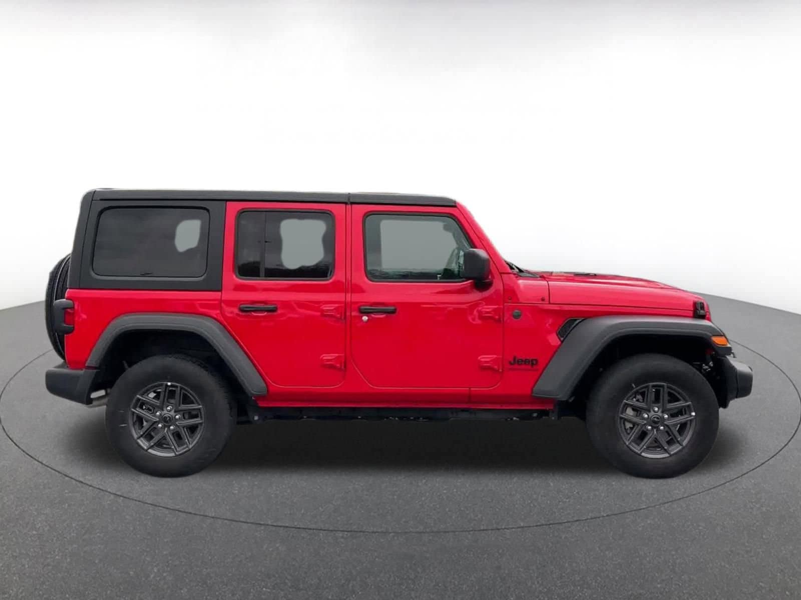 Thumbnail: 2025 Jeep Wrangler - 16