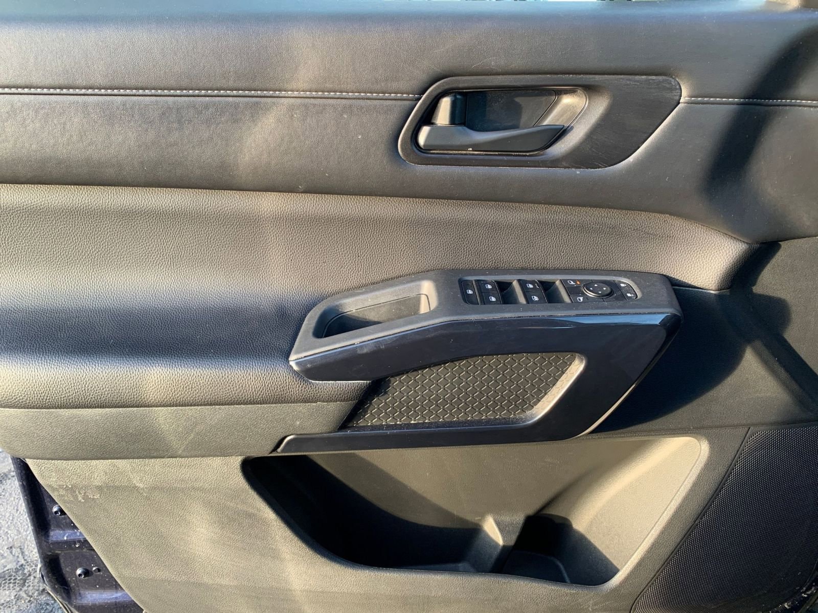 Thumbnail: 2025 Nissan Pathfinder - 21