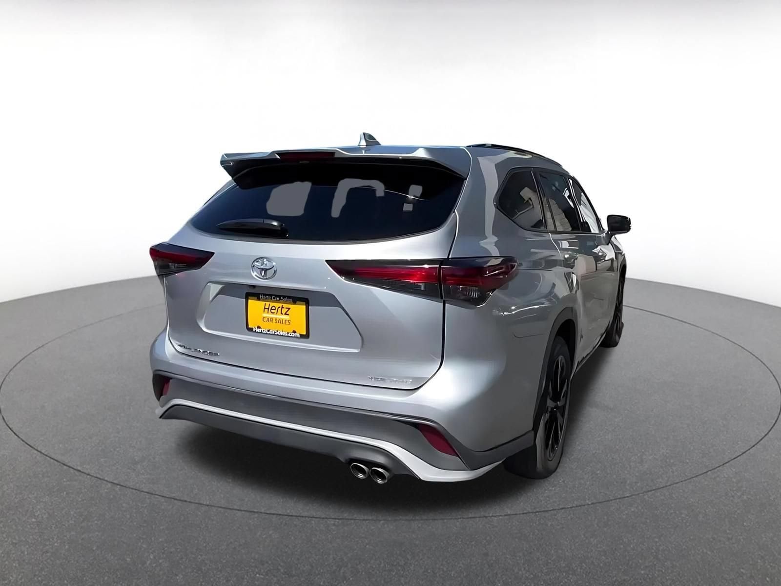 Thumbnail: 2025 Toyota Highlander - 14
