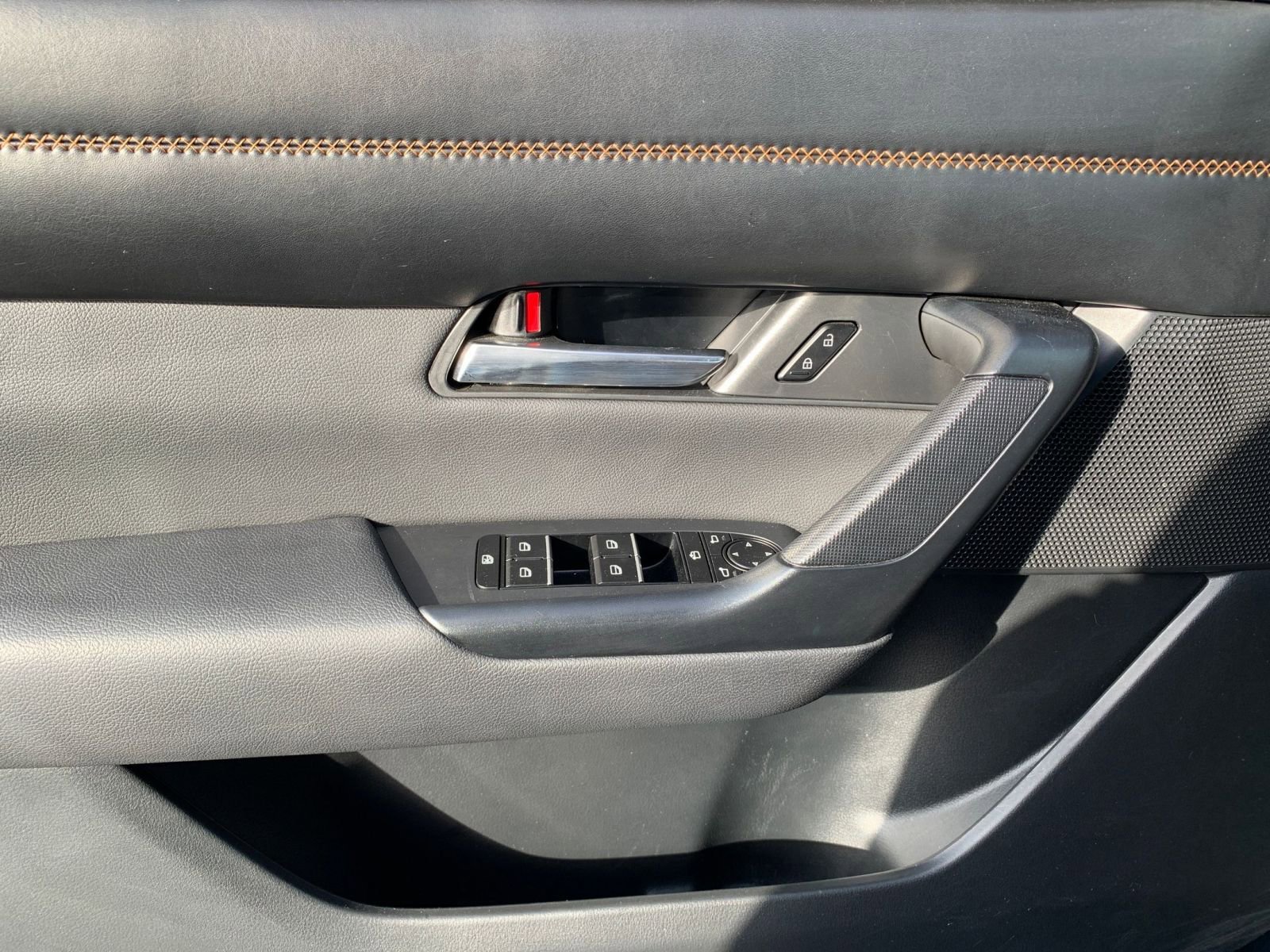 Thumbnail: 2025 Mazda CX-50 - 18