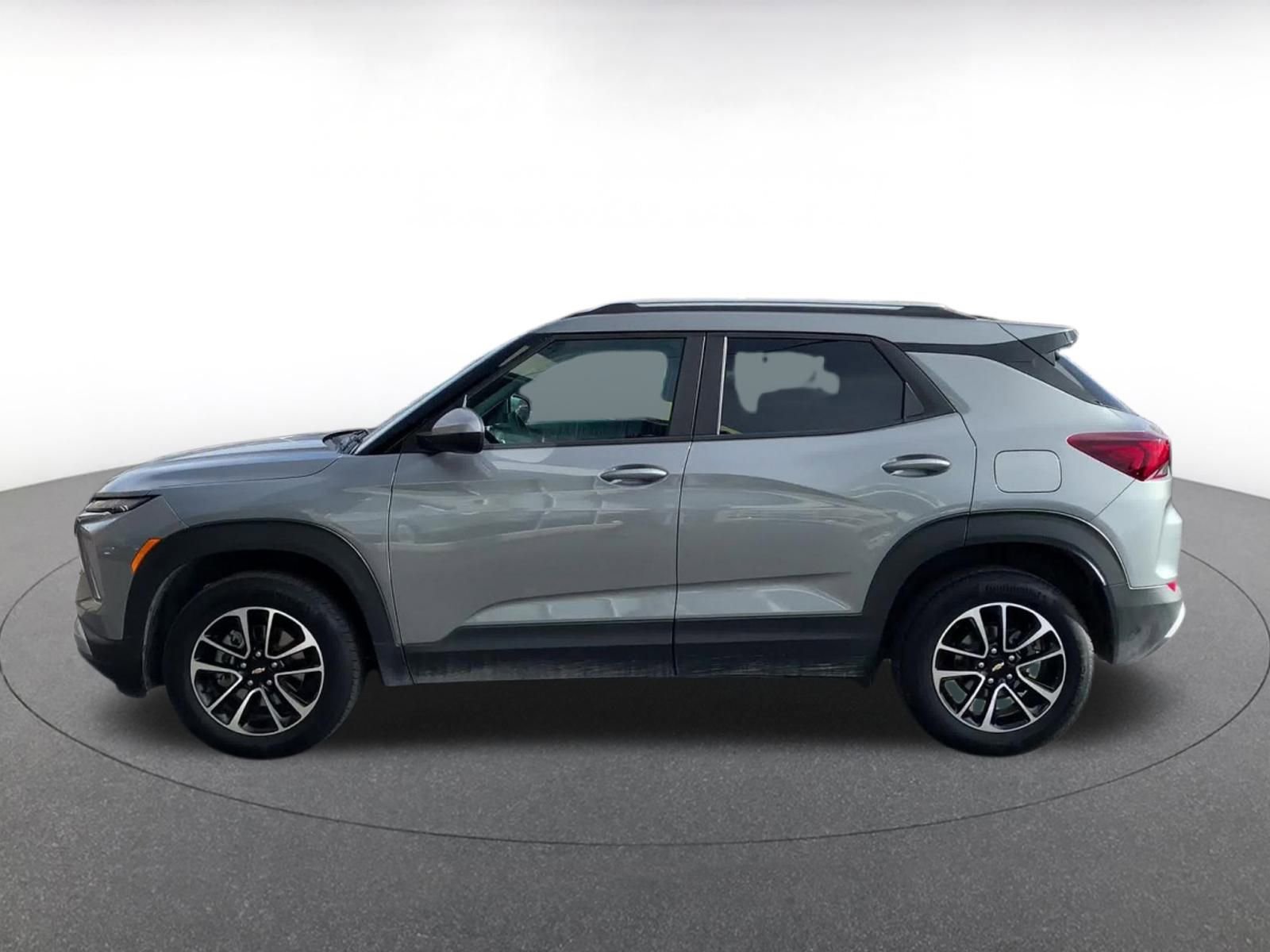 Thumbnail: 2025 Chevrolet TrailBlazer - 9