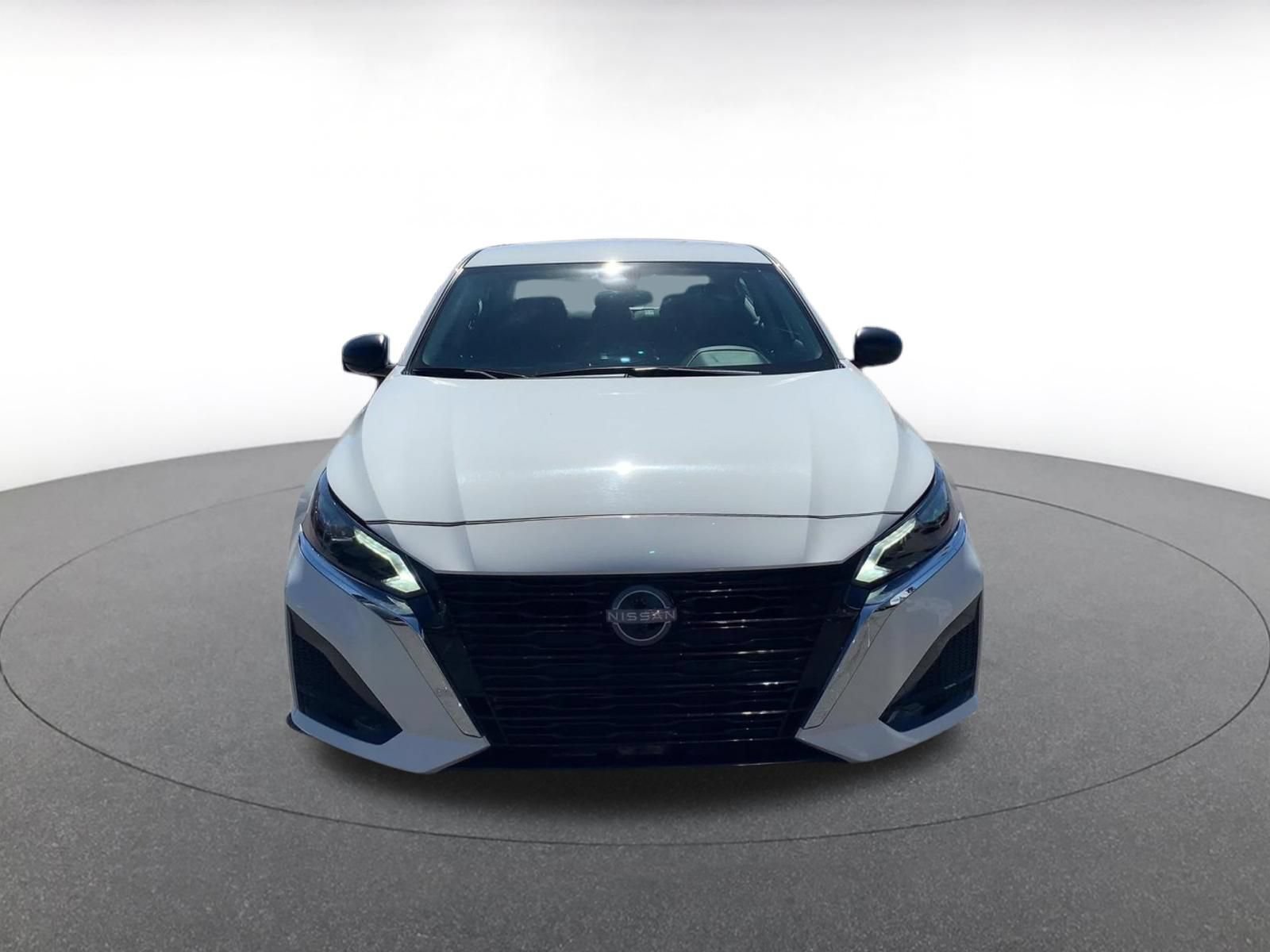 Thumbnail: 2025 Nissan Altima - 4