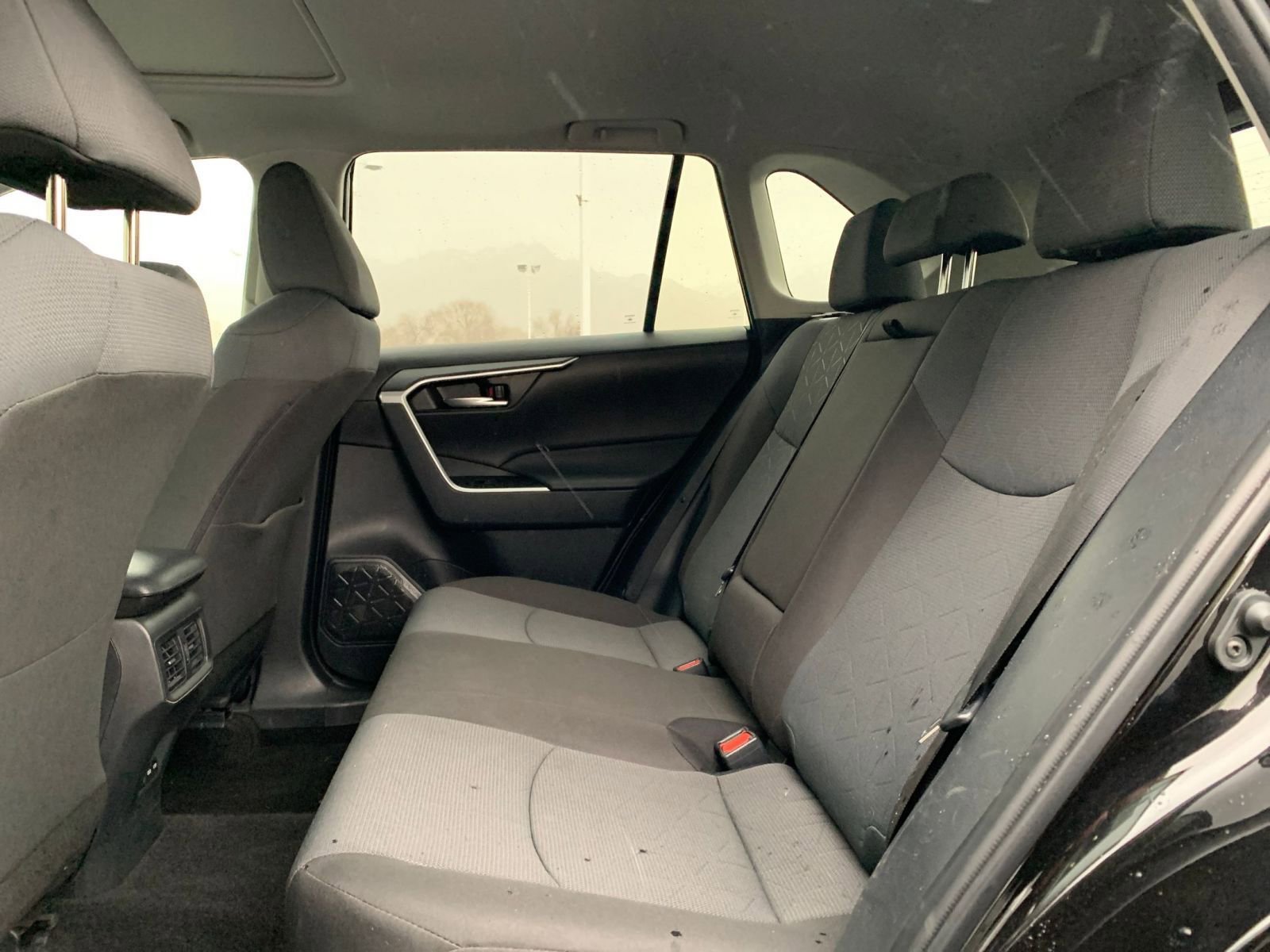 Thumbnail: 2025 Toyota RAV4 - 25