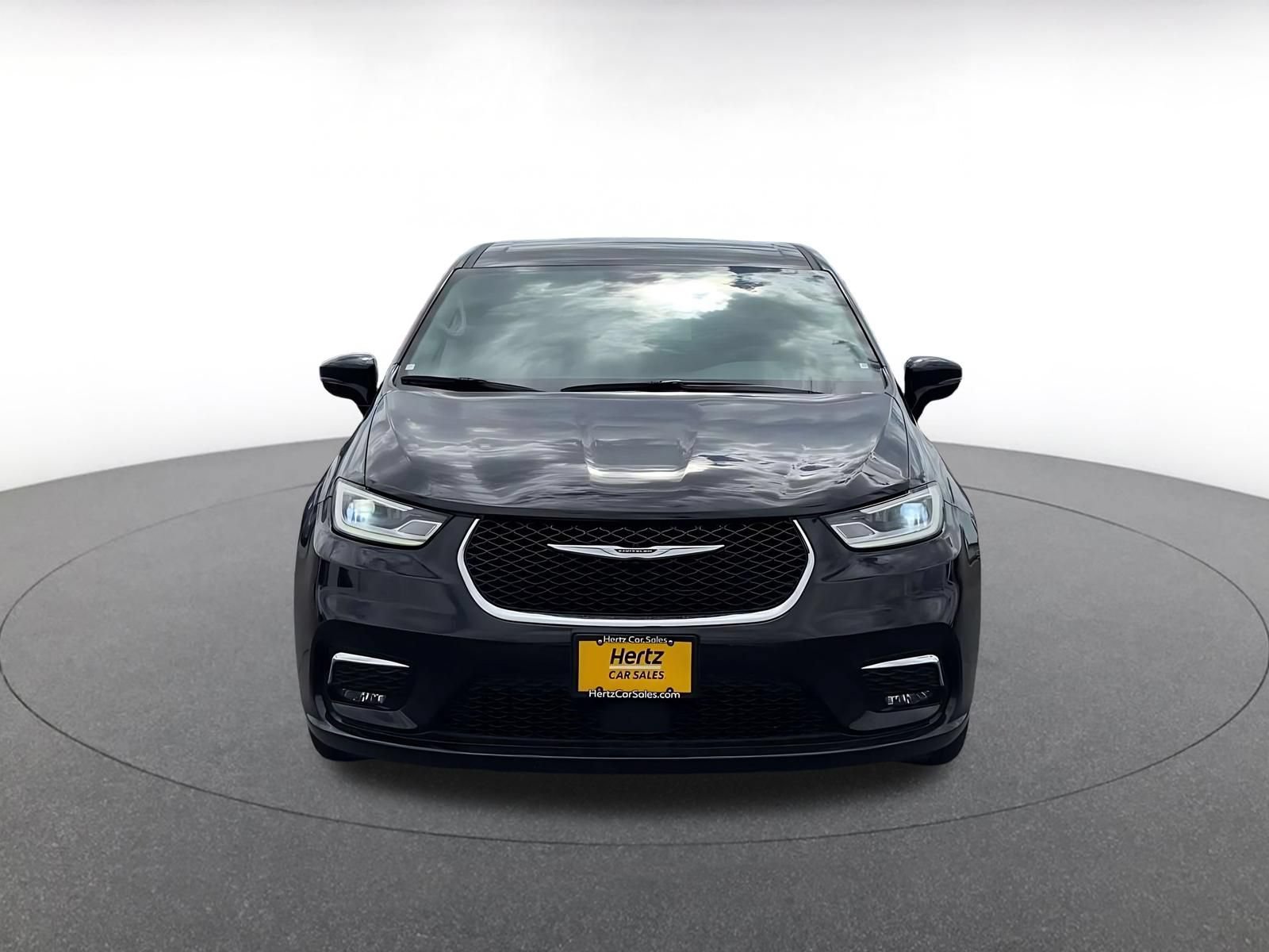 Thumbnail: 2024 Chrysler Pacifica - 4