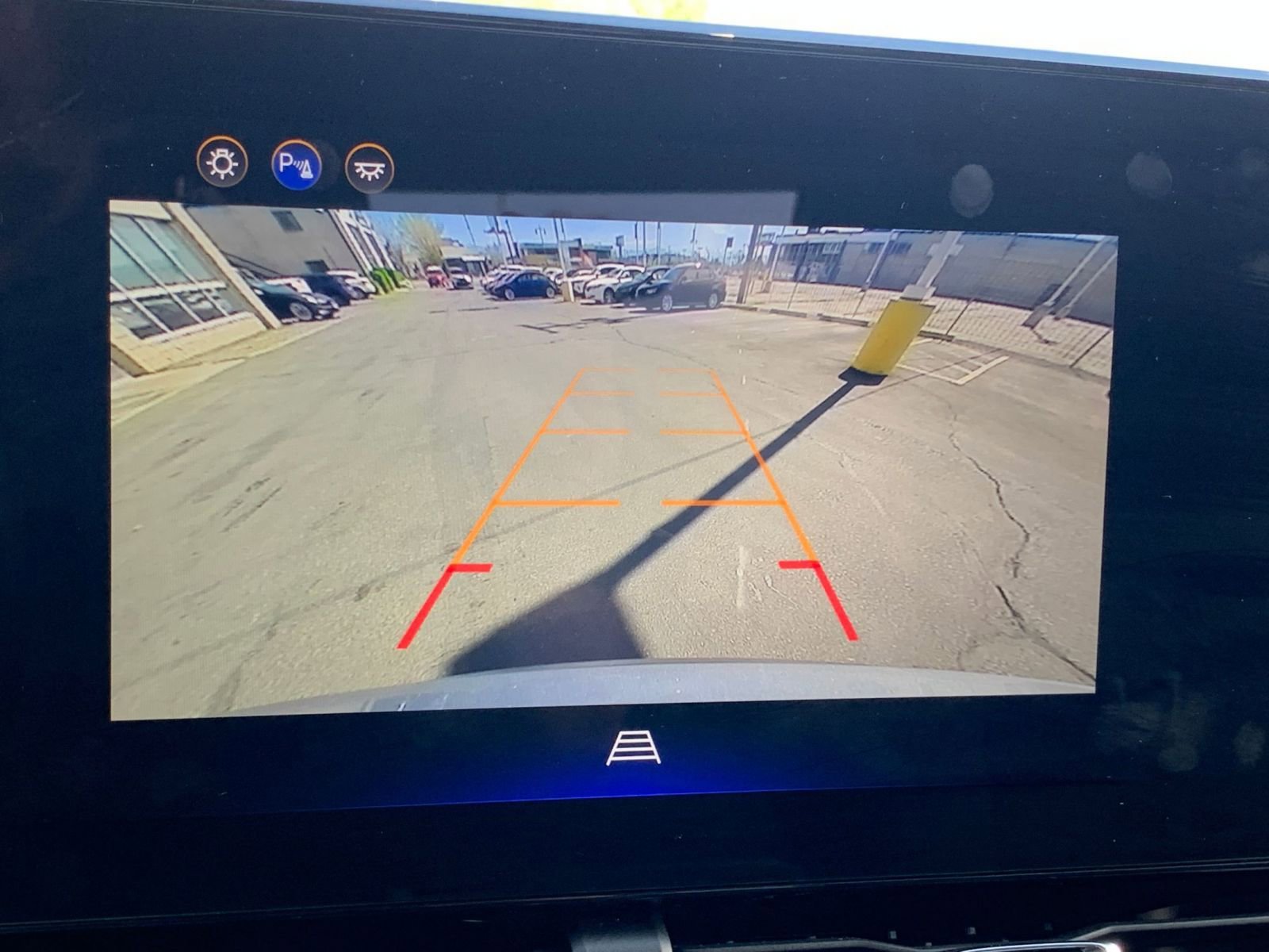 Thumbnail: 2025 Chevrolet Equinox - 23