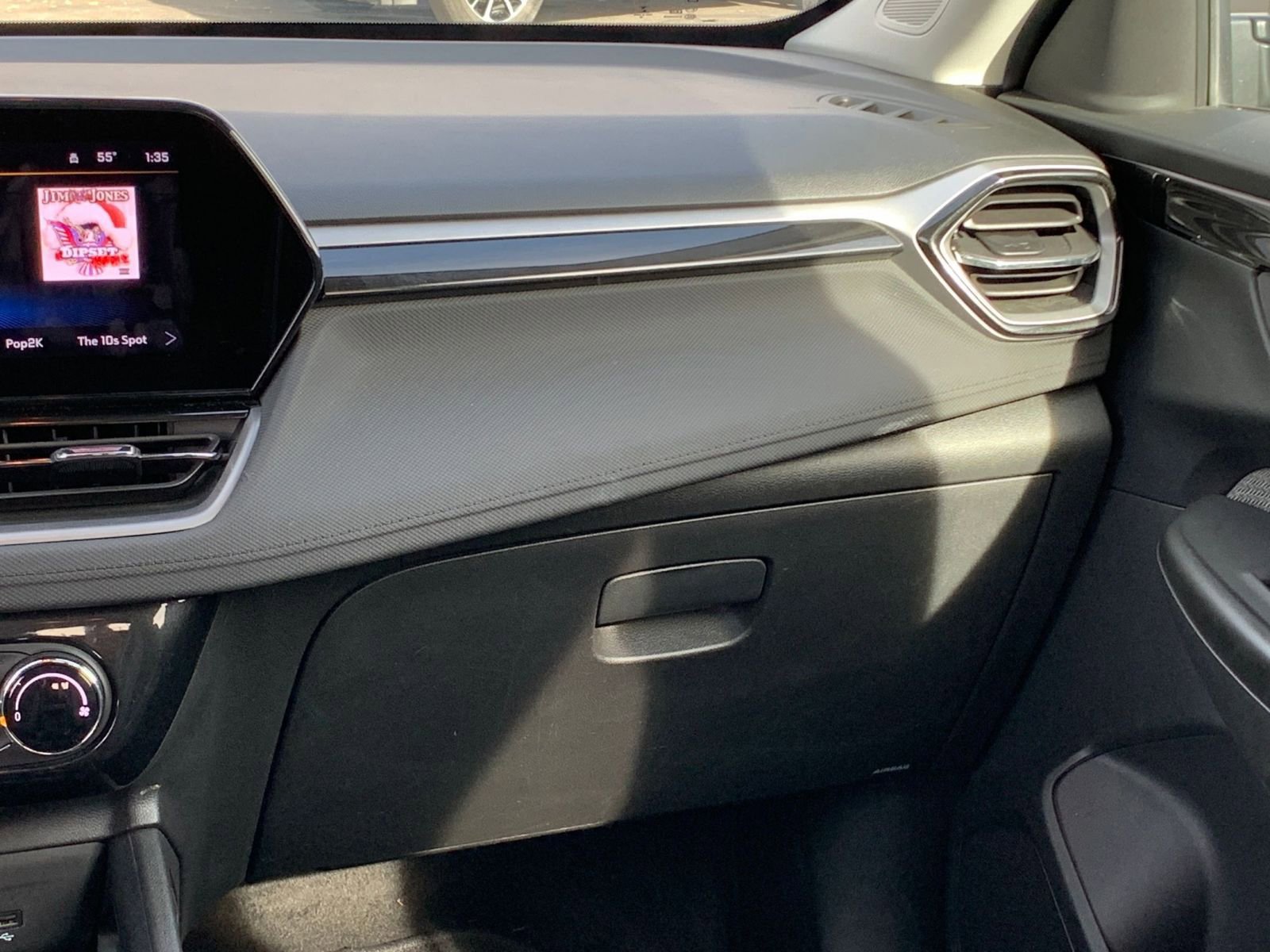 Thumbnail: 2025 Chevrolet TrailBlazer - 33