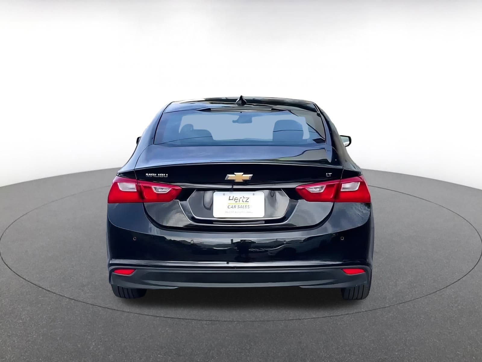 Thumbnail: 2024 Chevrolet Malibu - 12