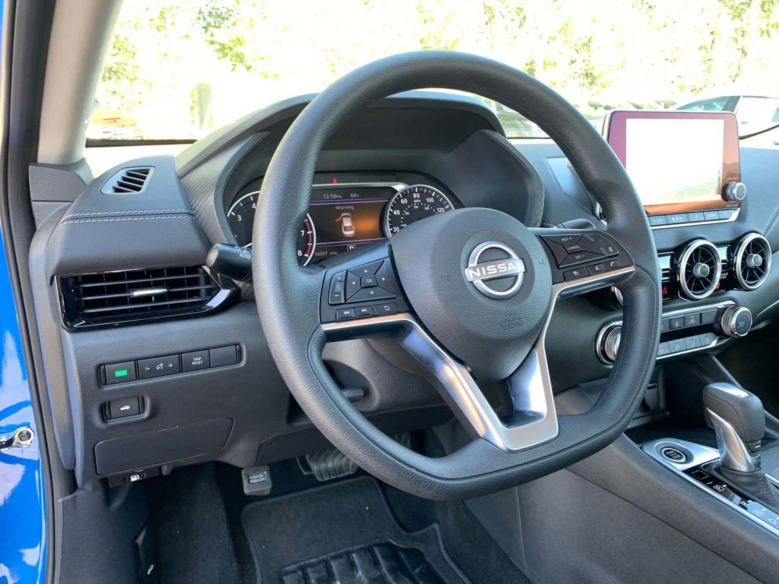 Thumbnail: 2025 Nissan Sentra - 32