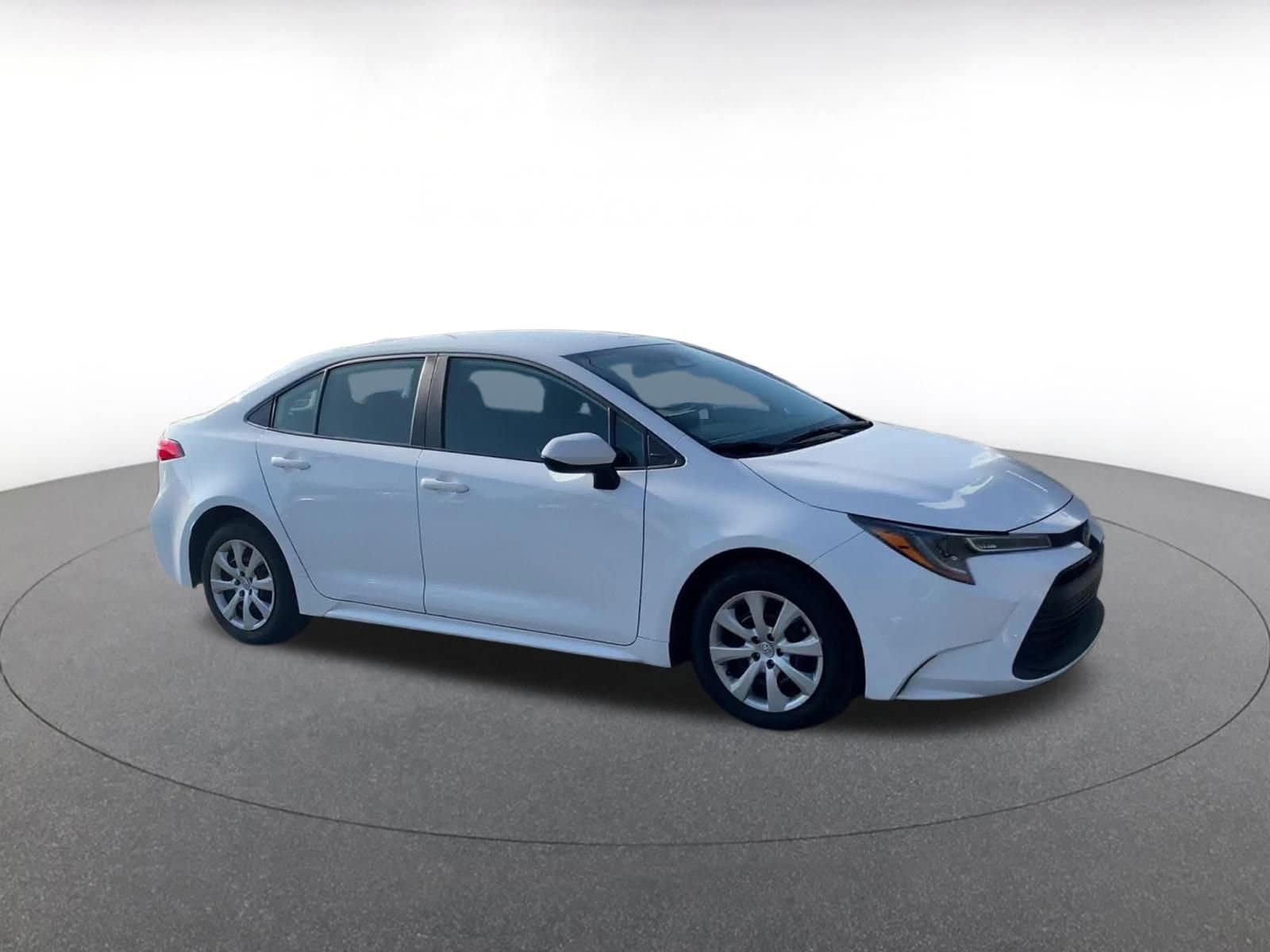 Thumbnail: 2025 Toyota Corolla - 2