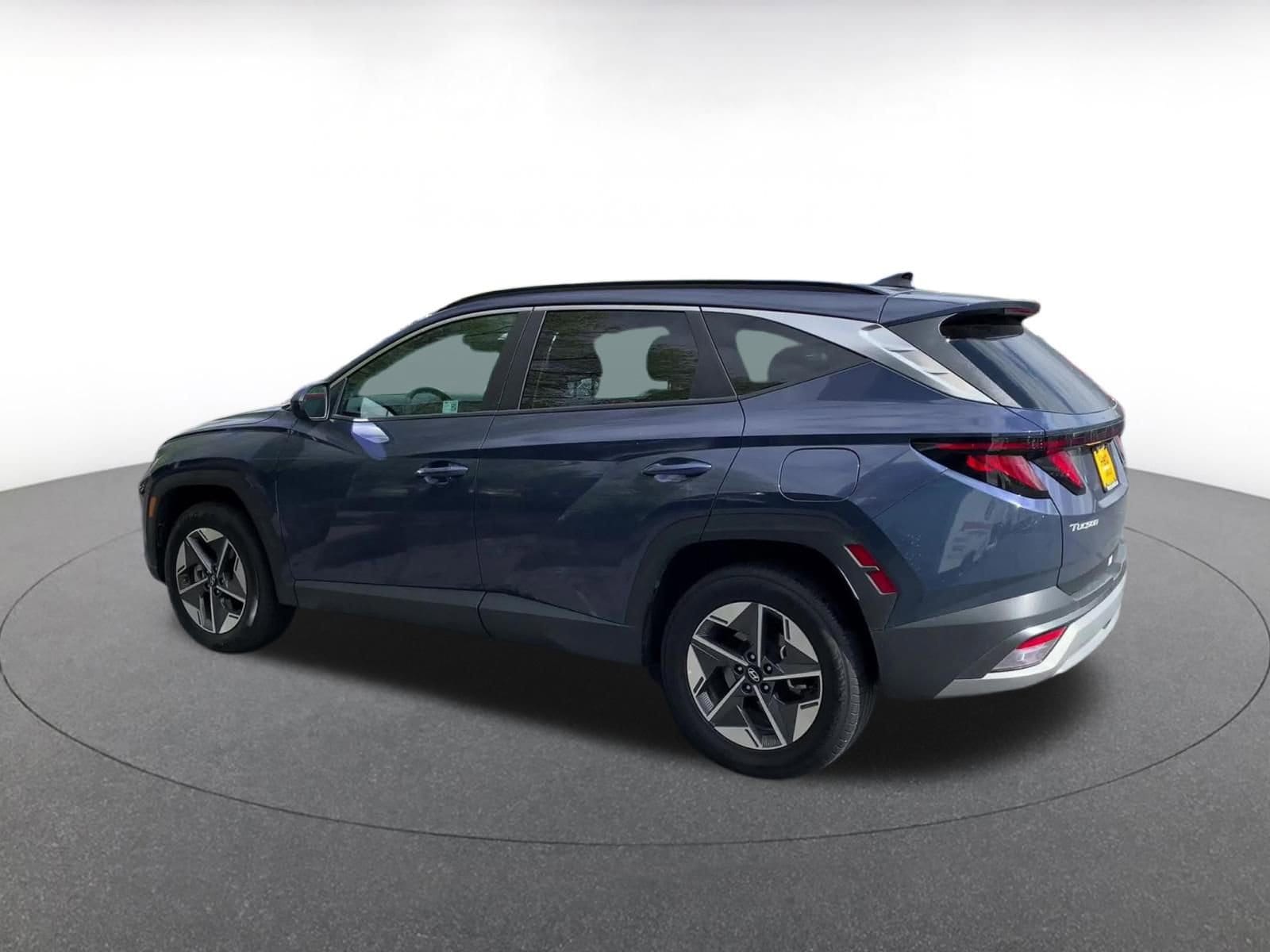 Thumbnail: 2025 Hyundai Tucson - 10