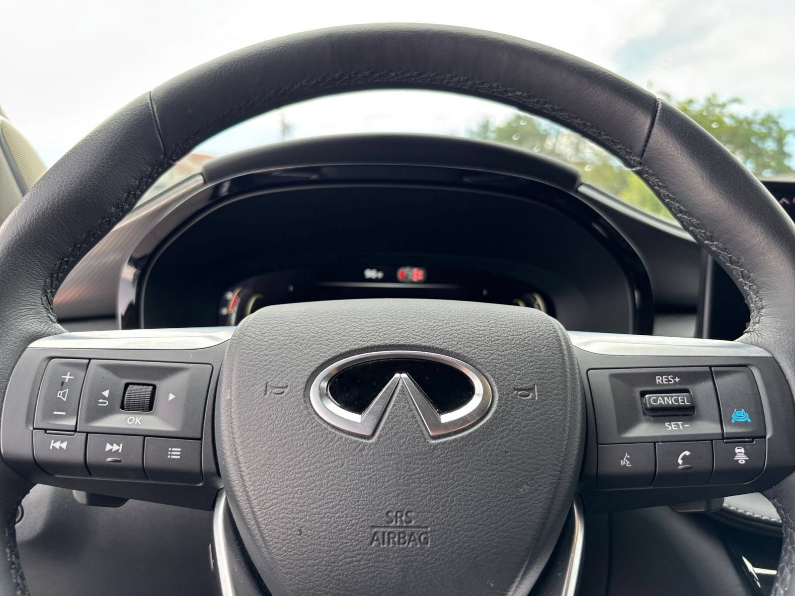 Thumbnail: 2026 INFINITI QX60 - 26