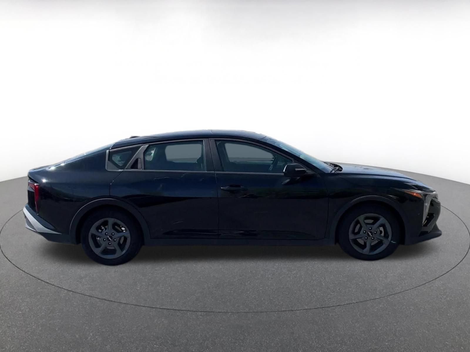 Thumbnail: 2025 Kia K4 - 13