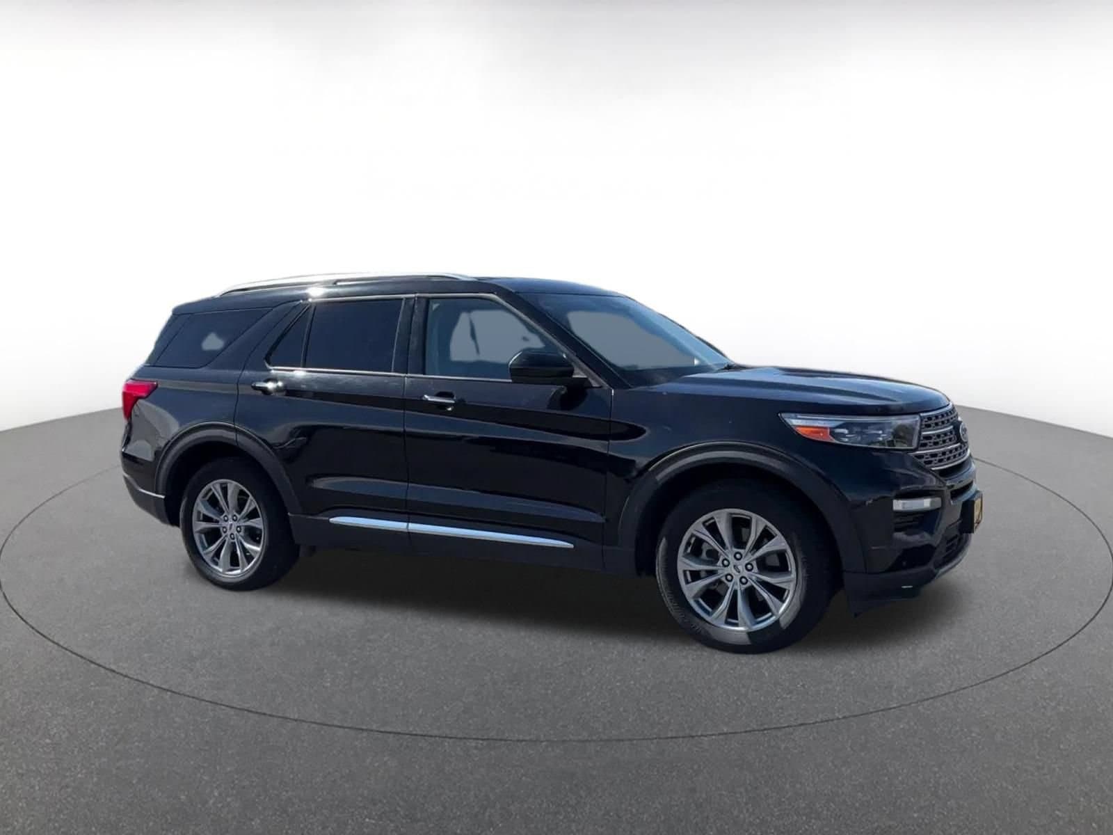 Thumbnail: 2023 Ford Explorer - 2