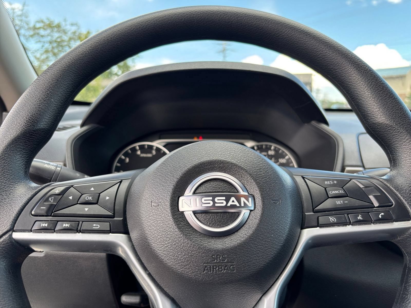 Thumbnail: 2025 Nissan Altima - 24