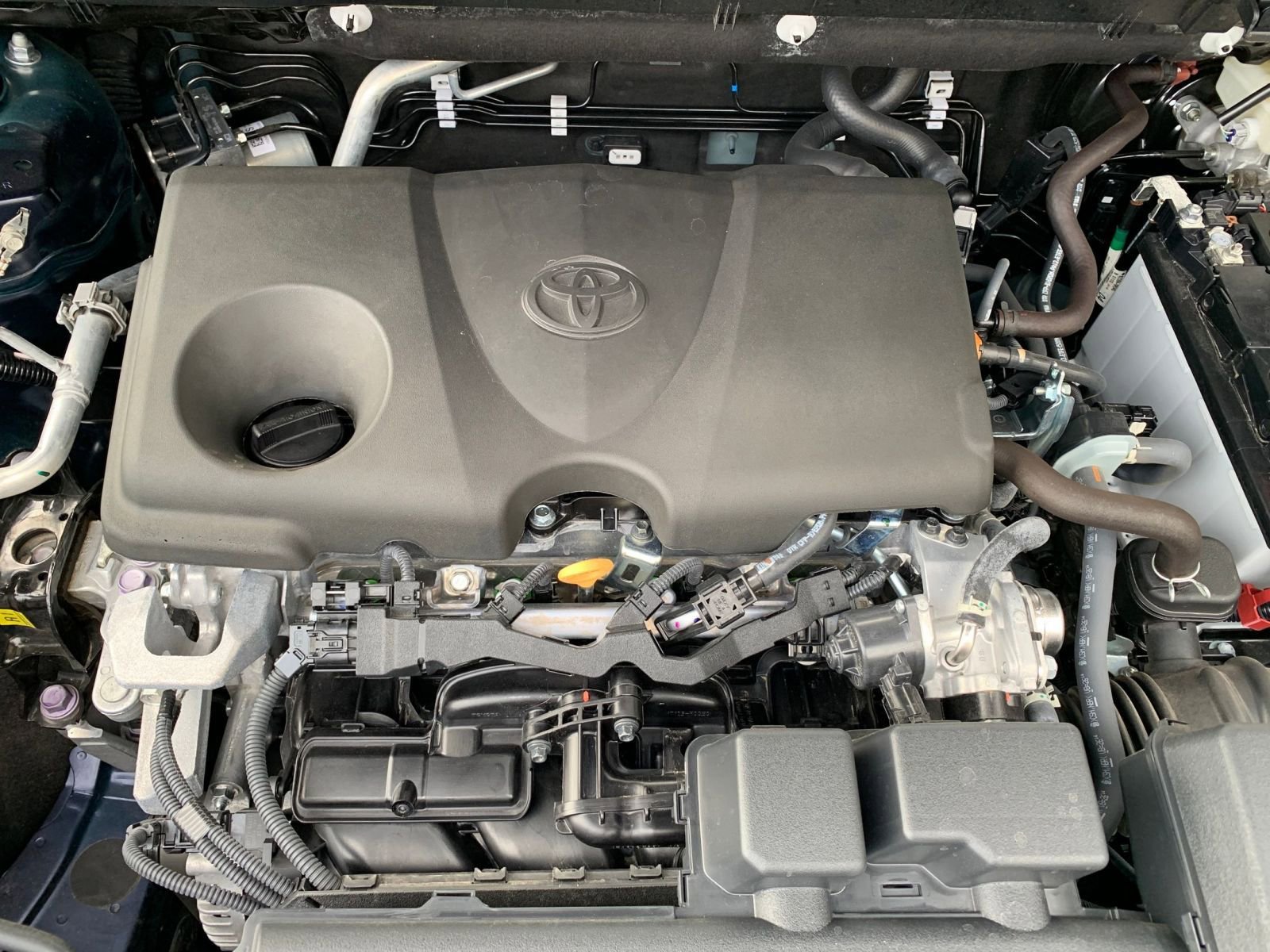 Thumbnail: 2025 Toyota RAV4 - 32