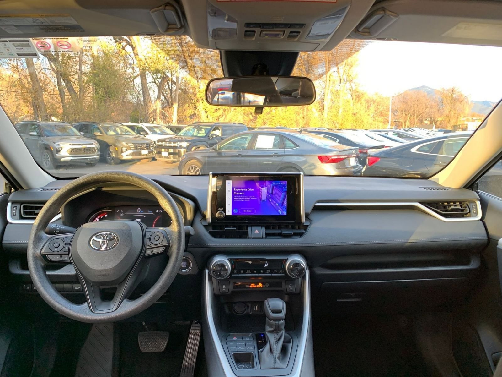 Thumbnail: 2025 Toyota RAV4 - 33