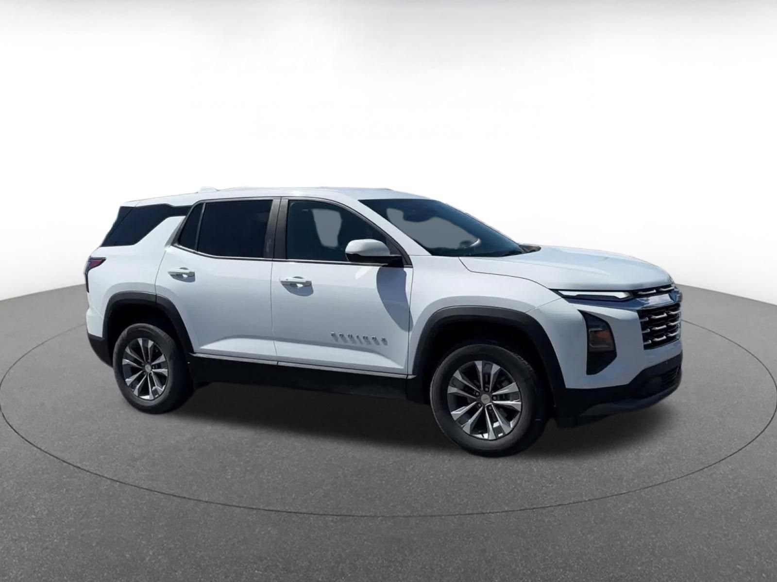 Thumbnail: 2025 Chevrolet Equinox - 2