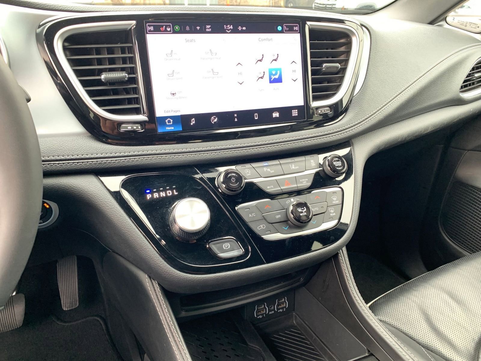 Thumbnail: 2025 Chrysler Pacifica - 20