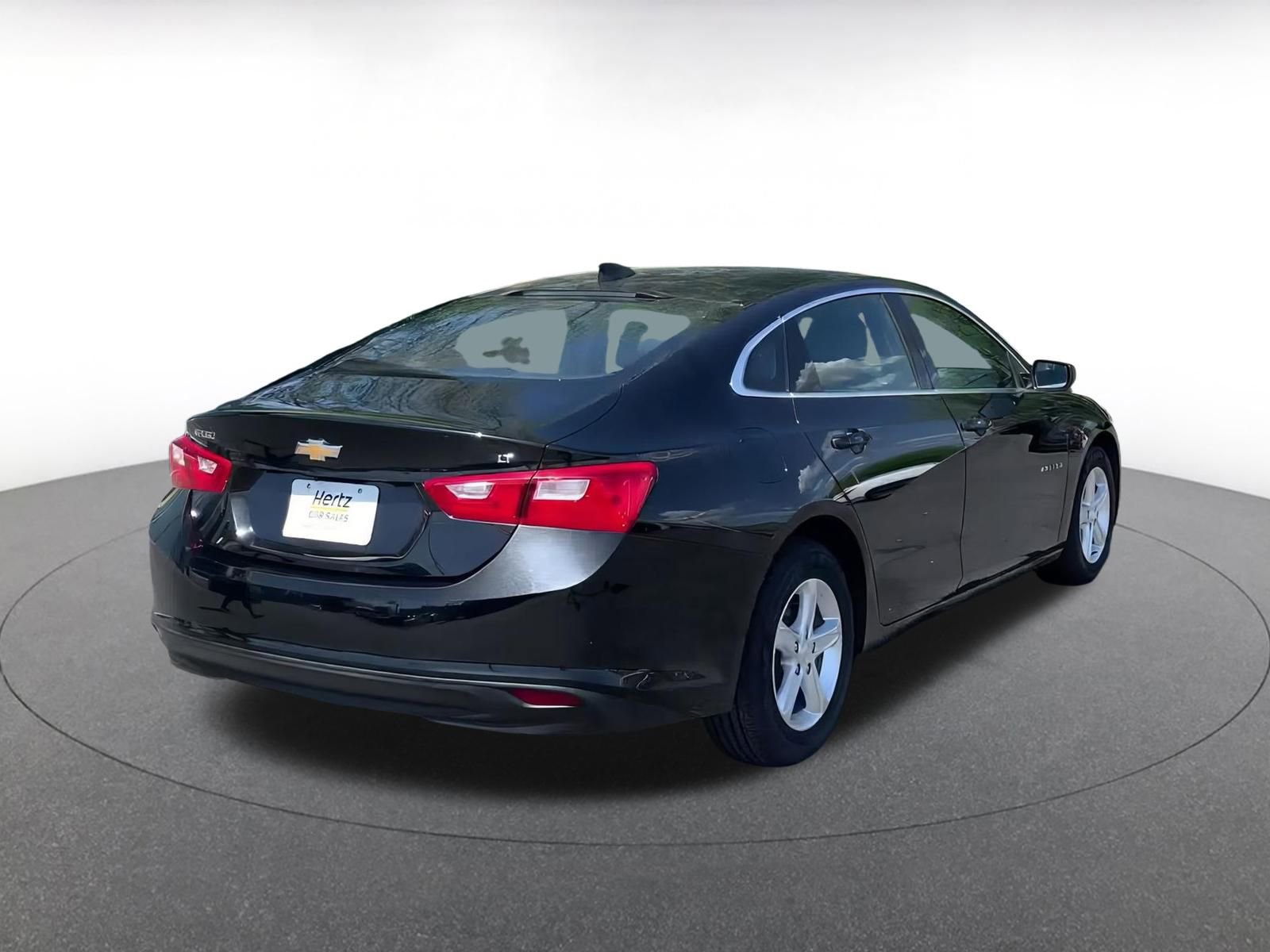 Thumbnail: 2023 Chevrolet Malibu - 13