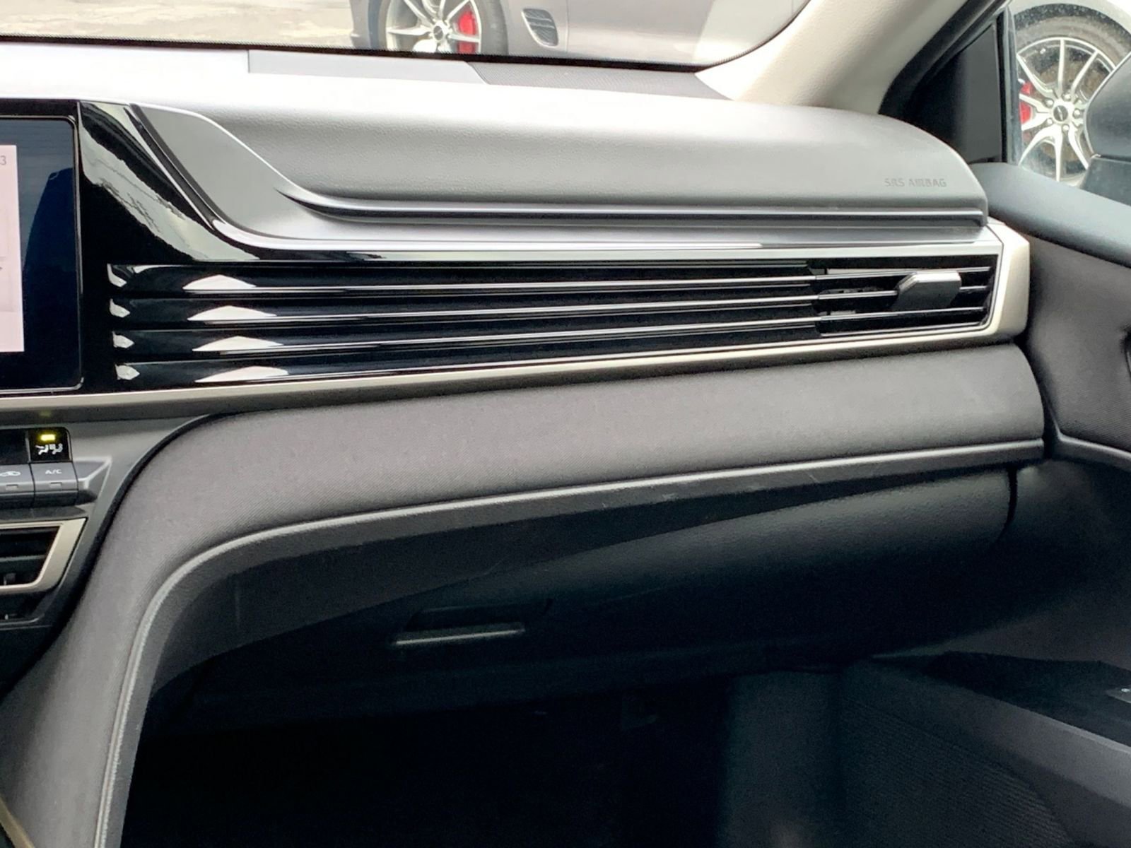 Thumbnail: 2025 Toyota Camry - 34