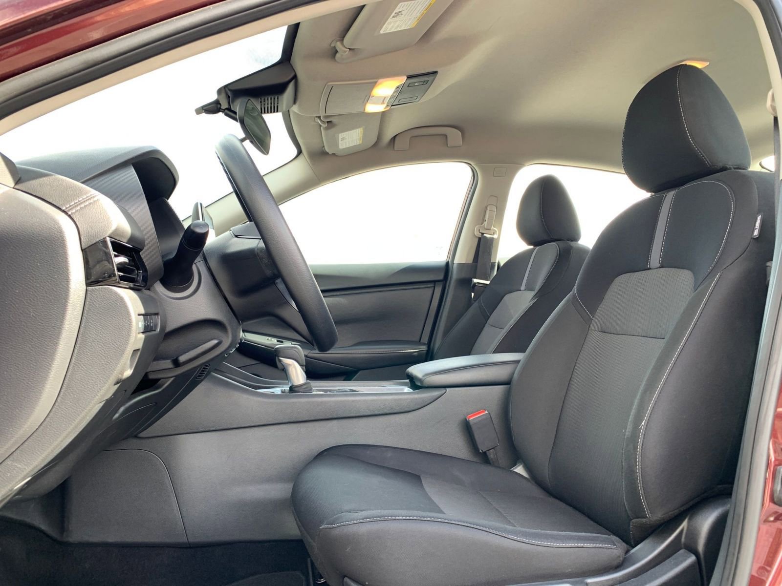 Thumbnail: 2025 Nissan Sentra - 25