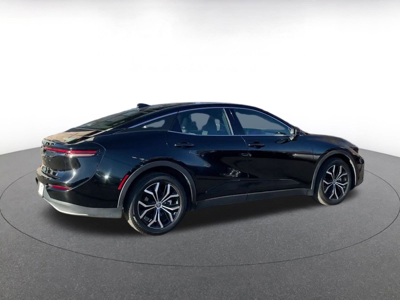 Thumbnail: 2025 Toyota Crown - 15