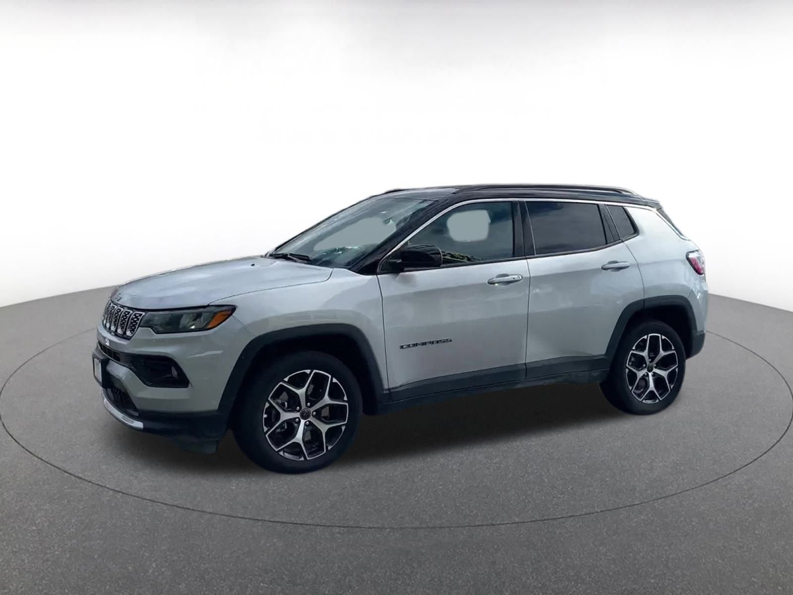 Thumbnail: 2025 Jeep Compass - 8